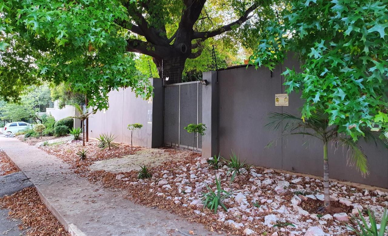 7Th Street Guesthouse Γιοχάνεσμπουργκ Εξωτερικό φωτογραφία